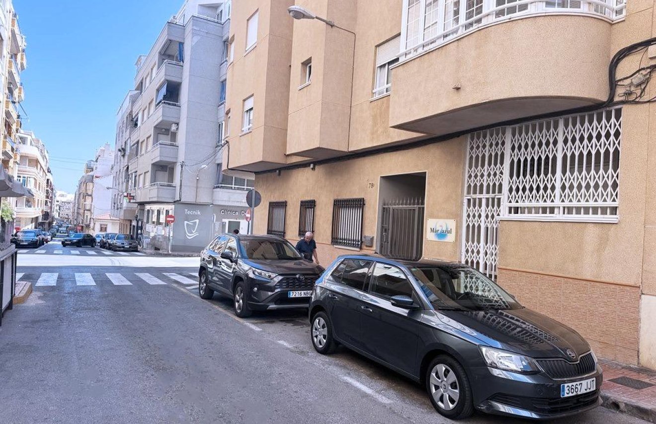 Reventa - Apartamento - Torrevieja - Playa del Cura