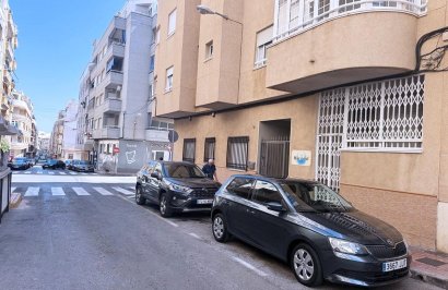 Reventa - Apartamento - Torrevieja - Playa del Cura