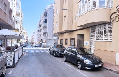 Reventa - Apartamento - Torrevieja - Playa del Cura