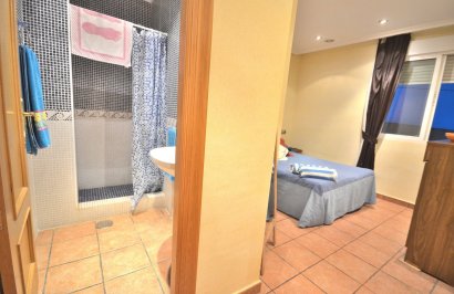 Alquiler a largo plazo - Ático - Torrevieja - Playa del Cura