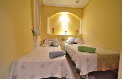 Alquiler a largo plazo - Ático - Torrevieja - Playa del Cura