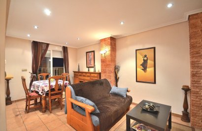 Alquiler a largo plazo - Ático - Torrevieja - Playa del Cura