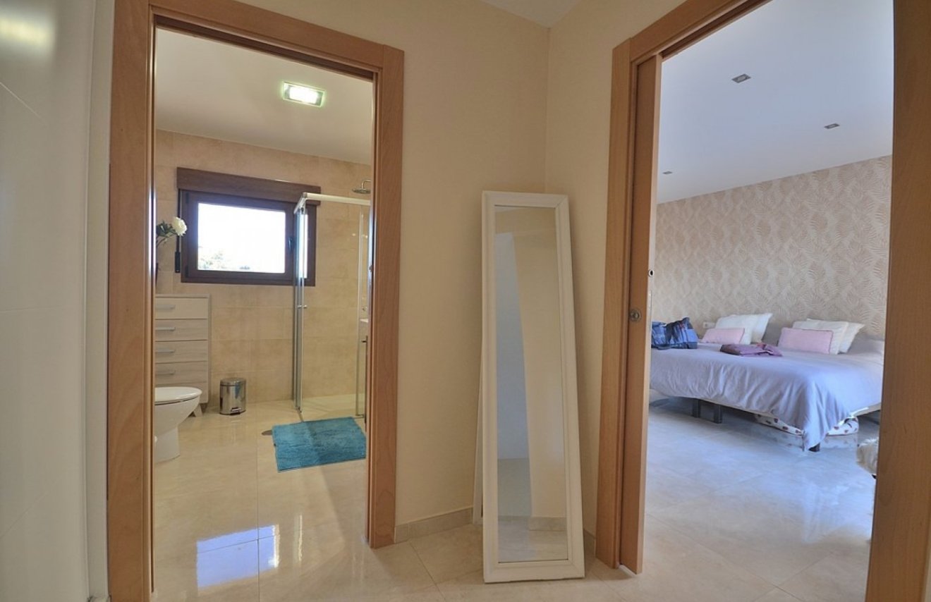 Reventa - Chalet - Albacete - Agua sol