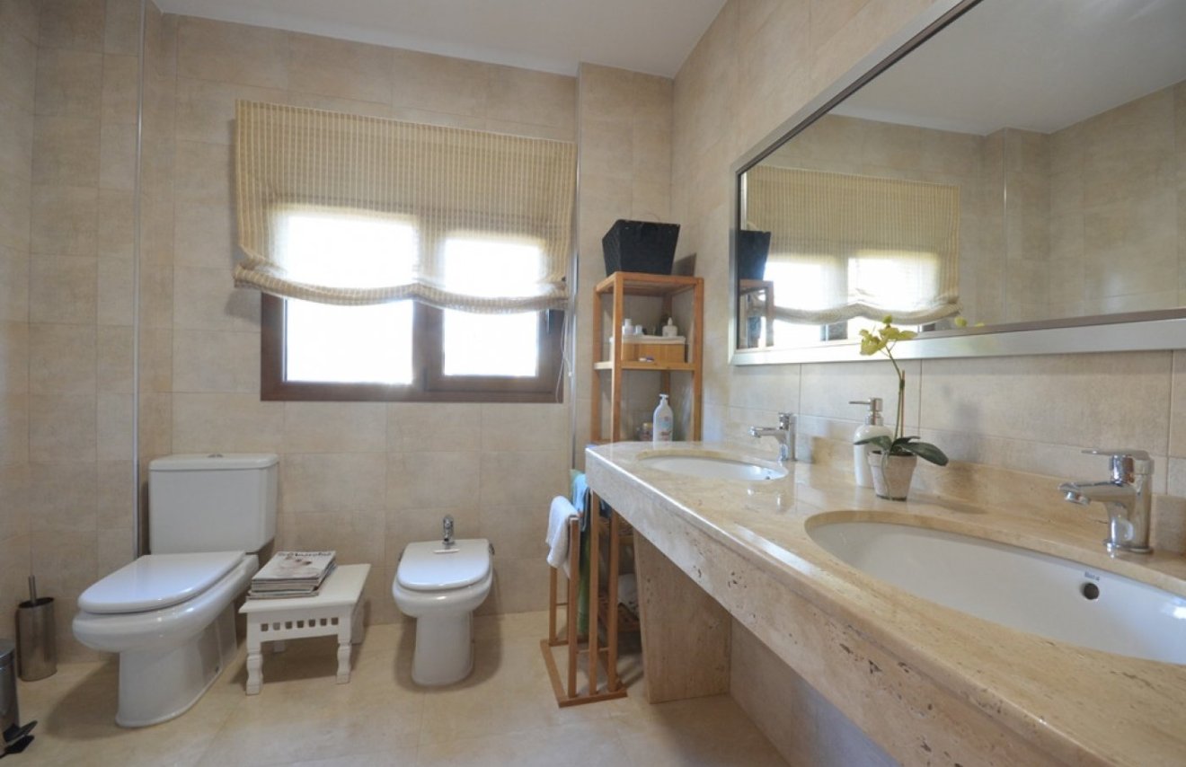 Reventa - Chalet - Albacete - Agua sol