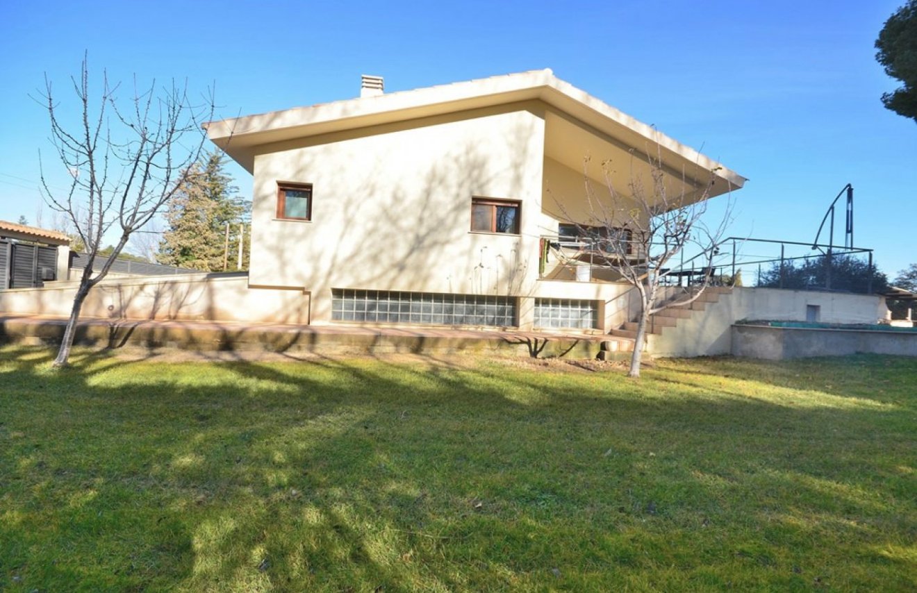 Reventa - Chalet - Albacete - Agua sol