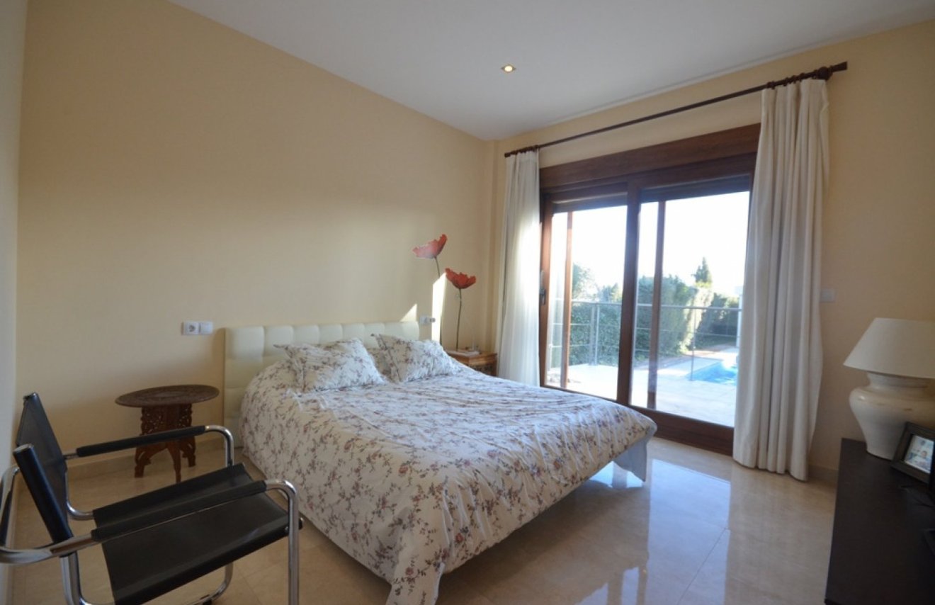 Reventa - Chalet - Albacete - Agua sol