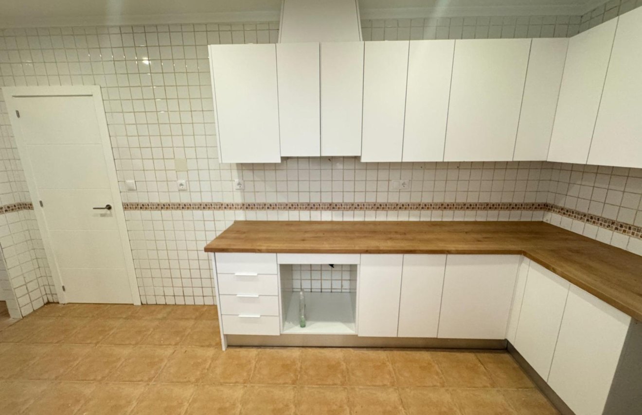 Resale - Apartamento - Catral - Comunidad valenciana