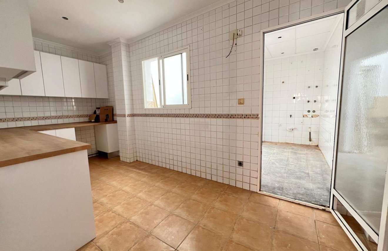 Resale - Apartamento - Catral - Comunidad valenciana