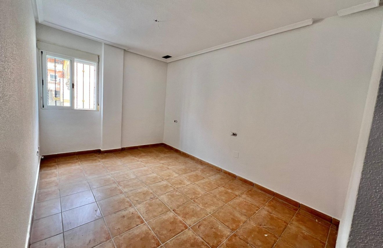 Resale - Apartamento - Catral - Comunidad valenciana