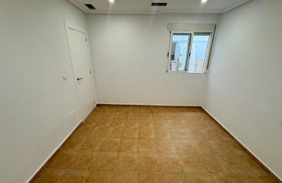 Resale - Apartamento - Catral - Comunidad valenciana