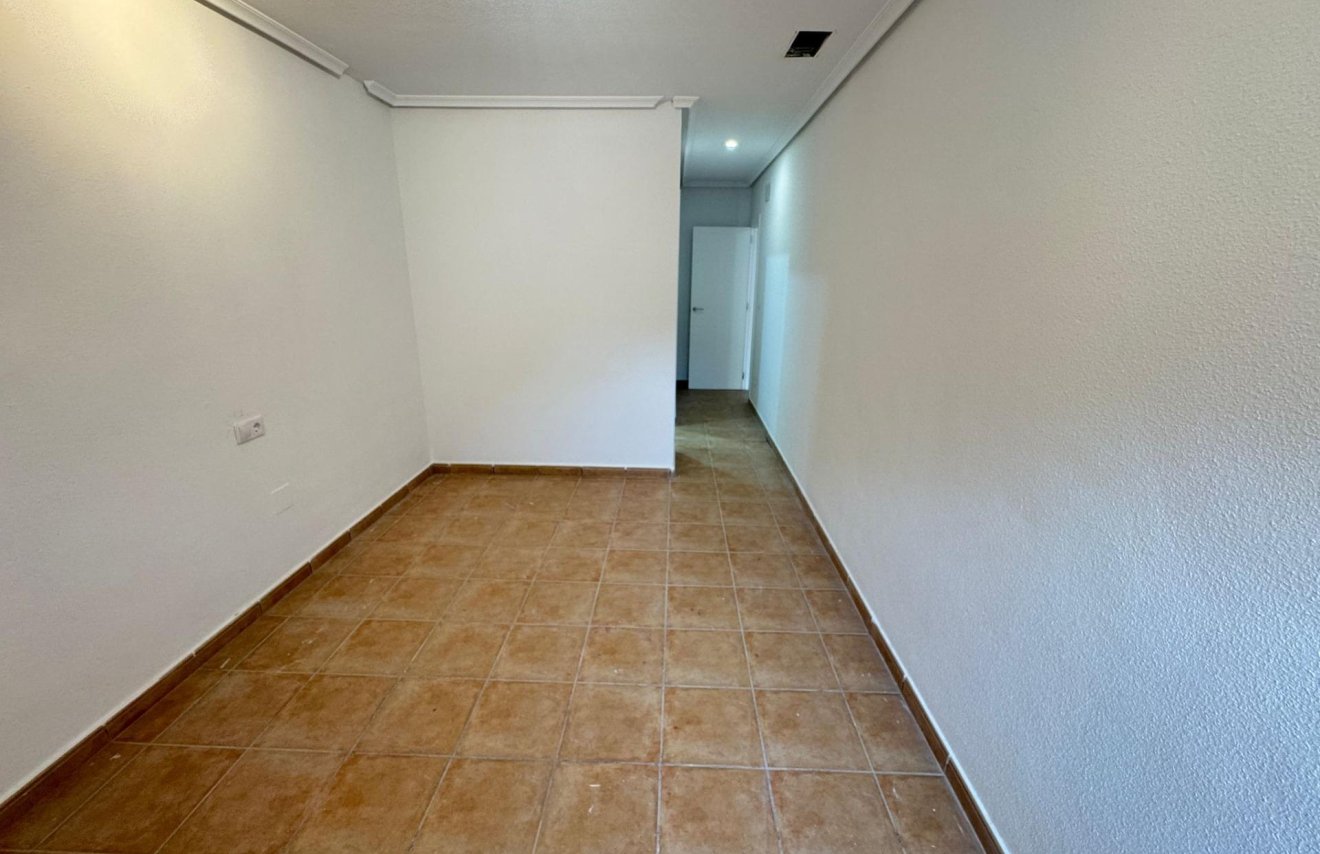 Resale - Apartamento - Catral - Comunidad valenciana