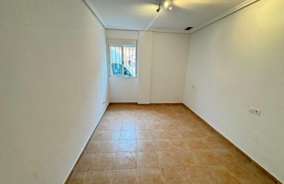Resale - Apartamento - Catral - Comunidad valenciana