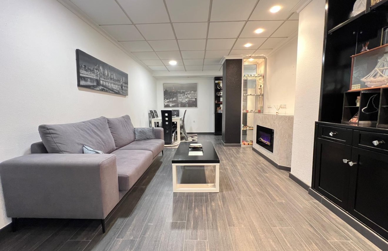 Reventa - Apartamento - Torrevieja - Playa del Cura