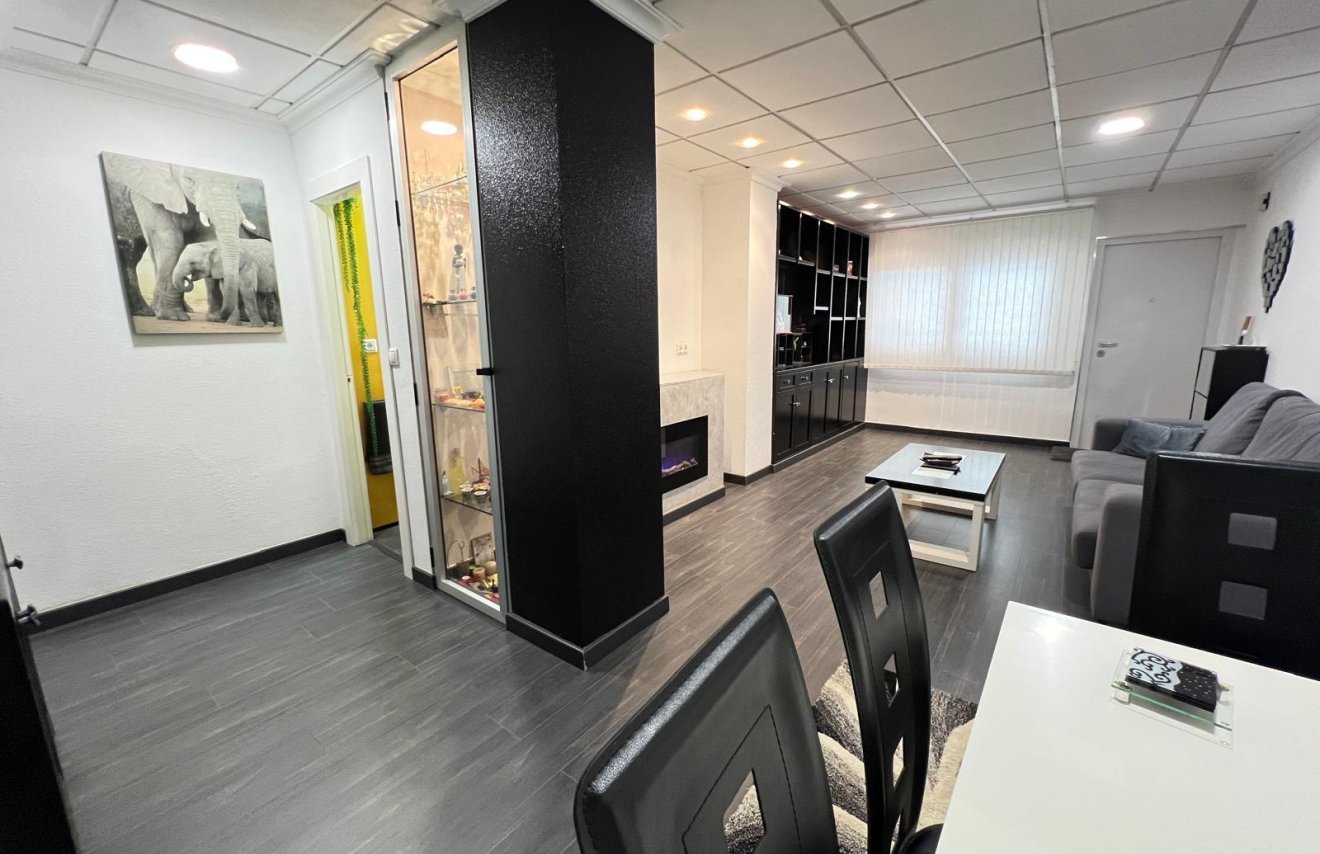 Reventa - Apartamento - Torrevieja - Playa del Cura