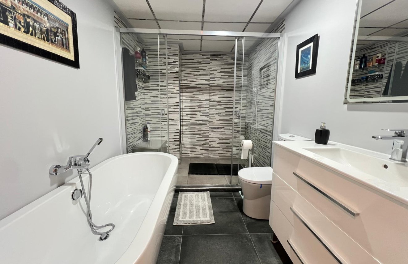 Reventa - Apartamento - Torrevieja - Playa del Cura