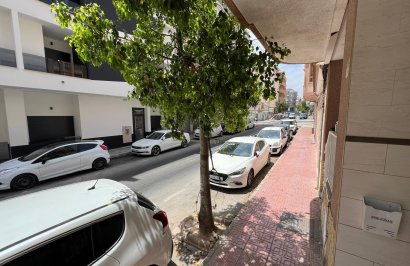 Reventa - Apartamento - Torrevieja - Playa del Cura