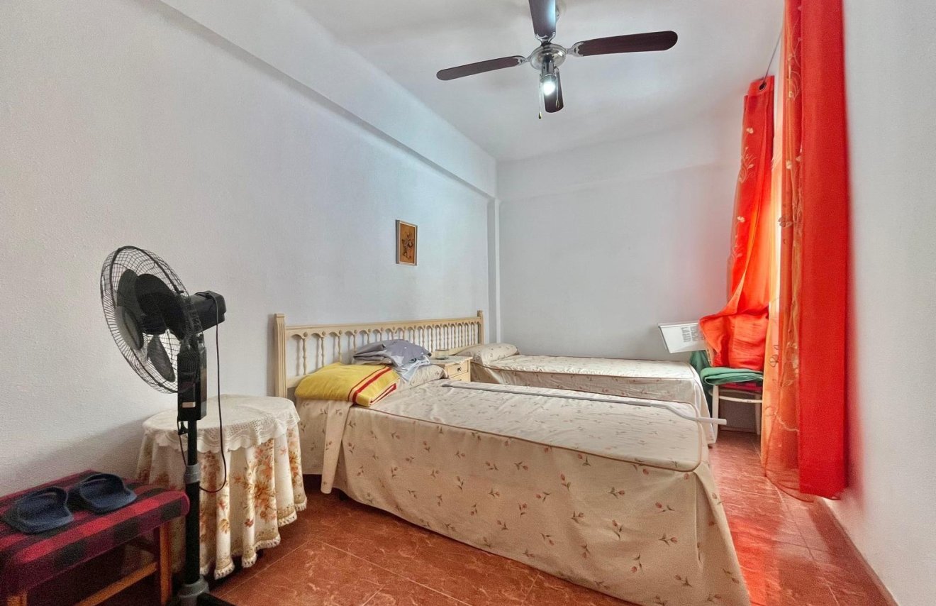 Reventa - Apartamento - Torrevieja - Estacion de autobuses