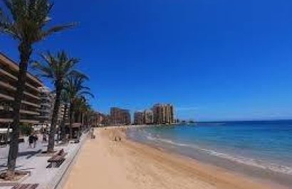 Reventa - Apartamento - Torrevieja - Estacion de autobuses