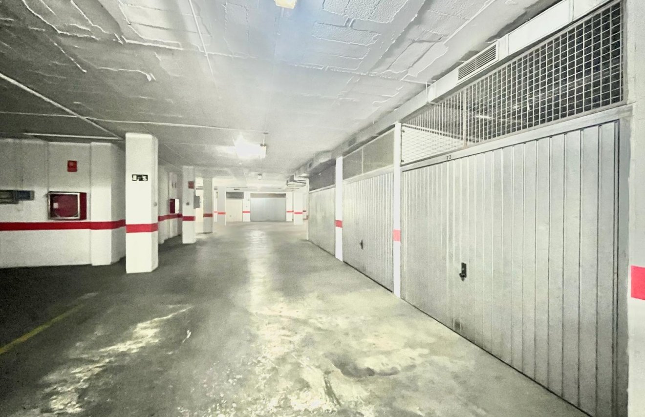 Reventa - Garaje - Torrevieja - Centro