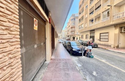 Reventa - Garaje - Torrevieja - Centro
