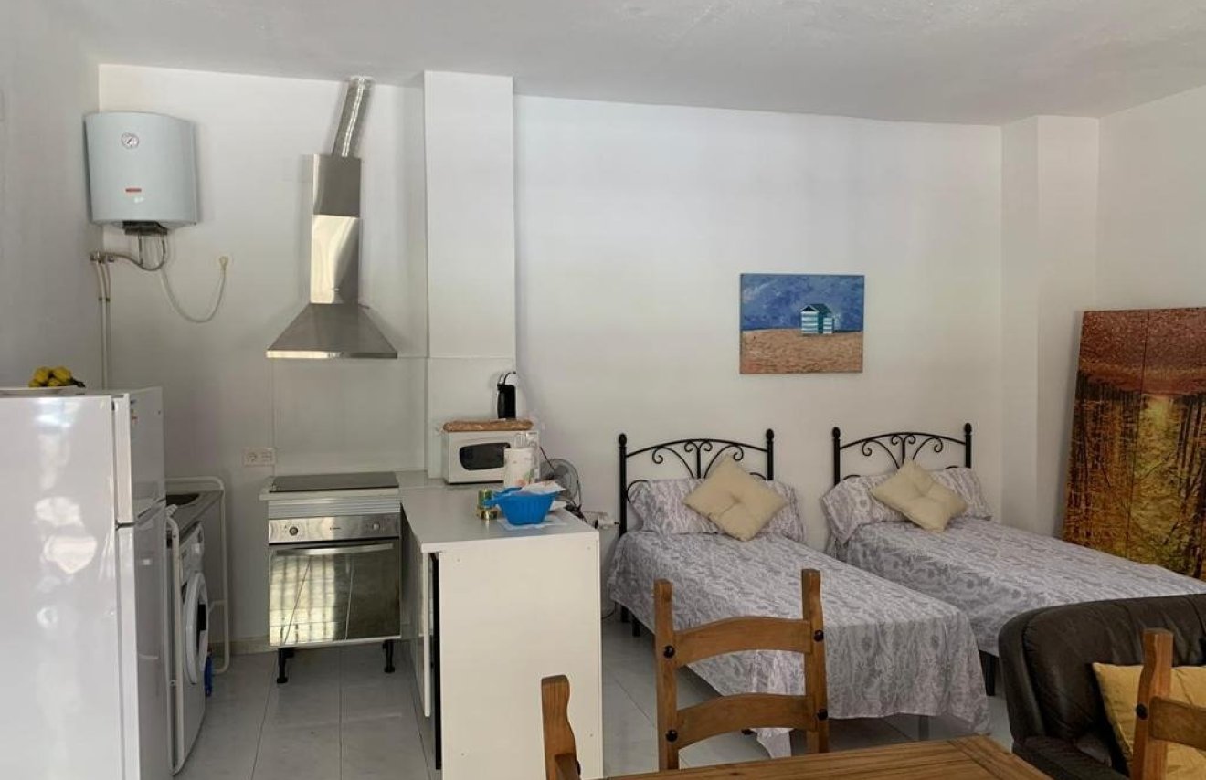 Reventa - Estudio - Torrevieja - Playa de los Locos