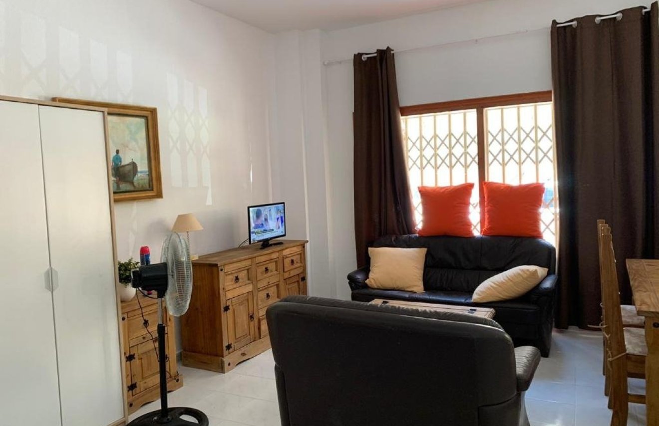 Reventa - Estudio - Torrevieja - Playa de los Locos