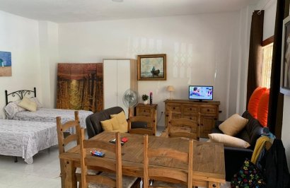 Reventa - Estudio - Torrevieja - Playa de los Locos