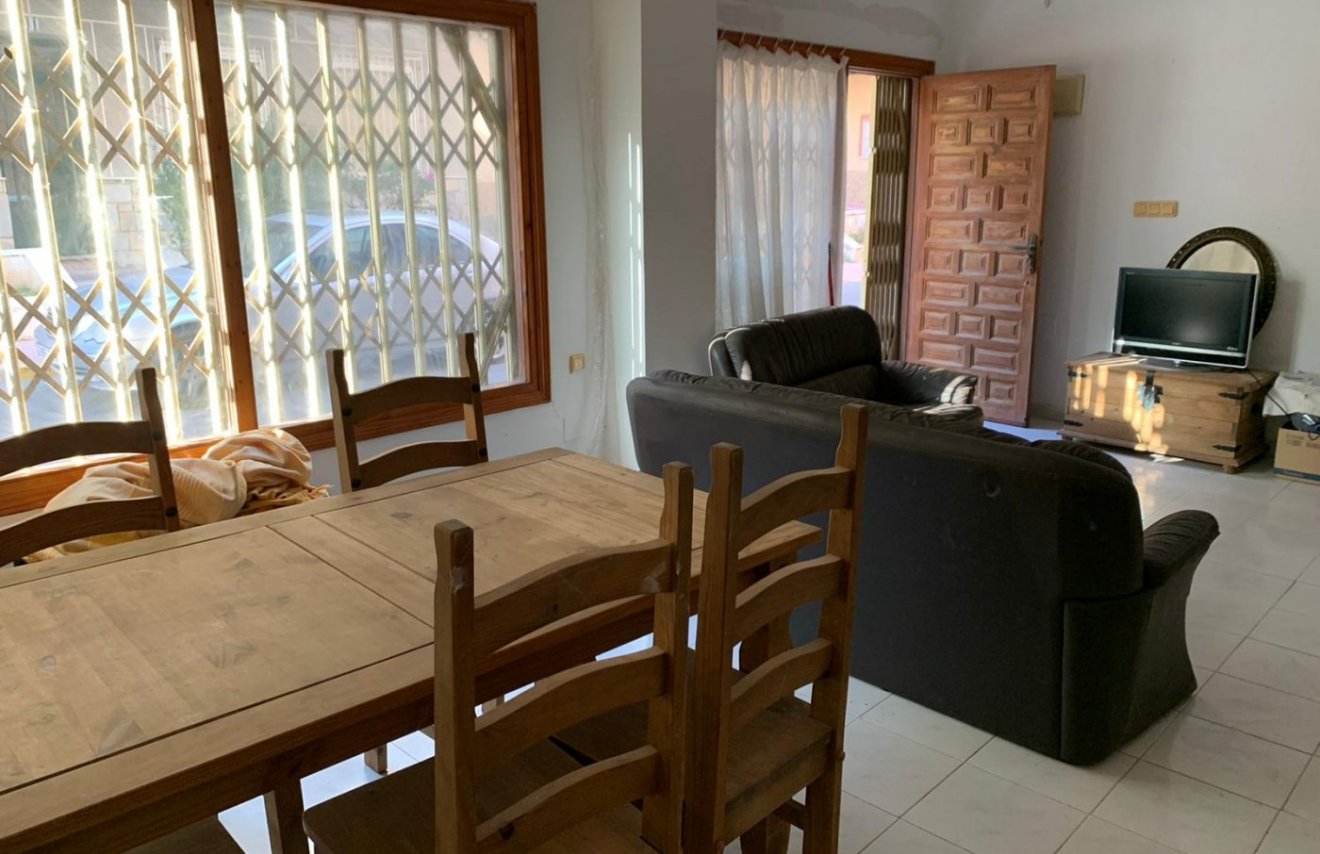 Reventa - Estudio - Torrevieja - Playa de los Locos