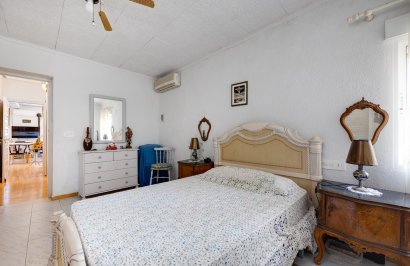 Reventa - Chalet - Torrevieja - Aguas Nuevas