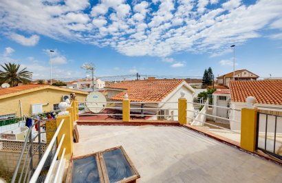 Reventa - Chalet - Torrevieja - Aguas Nuevas