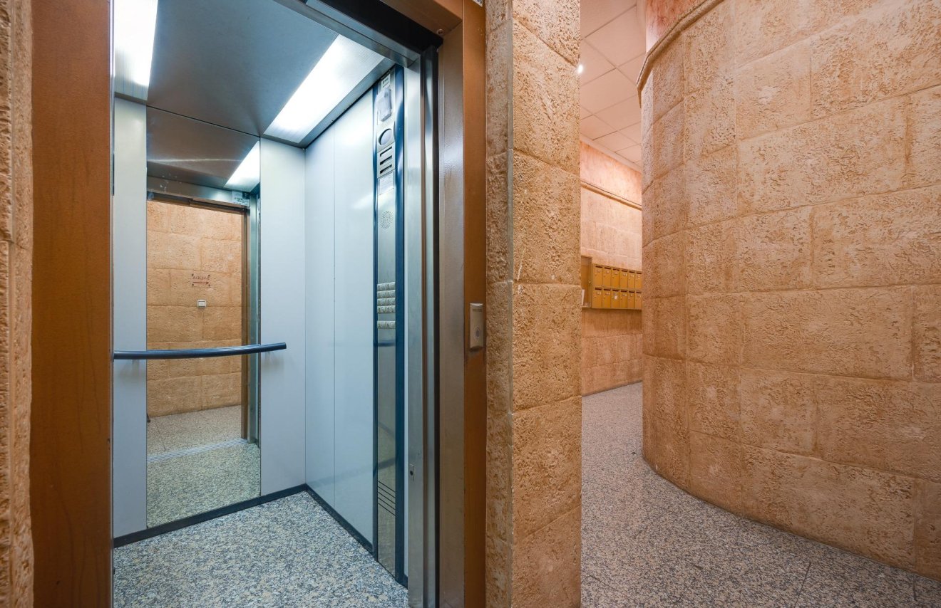 Reventa - Ático - Torrevieja - Centro