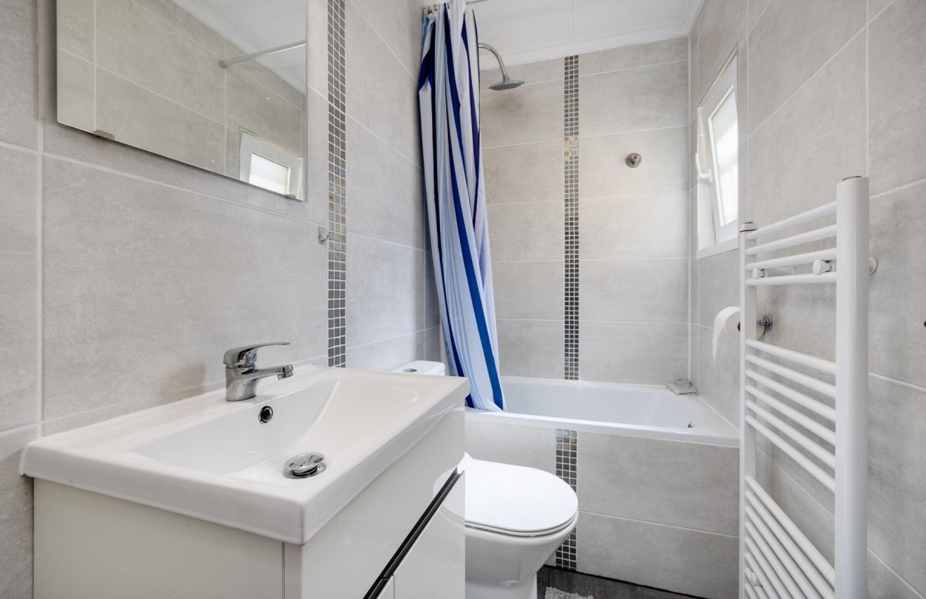 Reventa - Chalet - San Fulgencio - La Marina