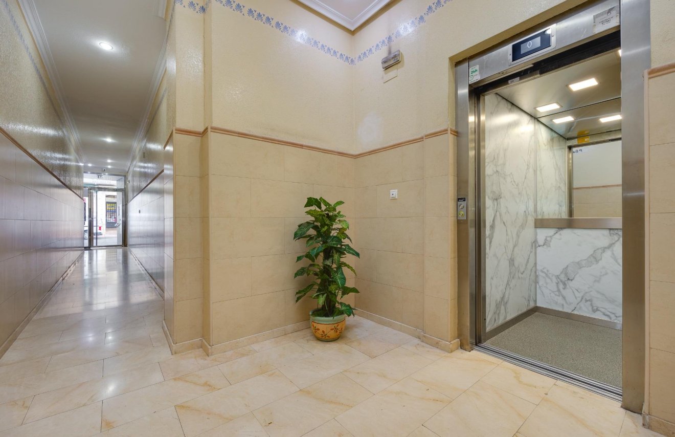 Reventa - Ático - Torrevieja - Centro