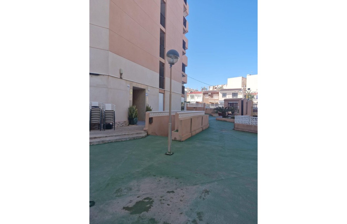 Revente - Apartamento - Torrevieja - La Mata