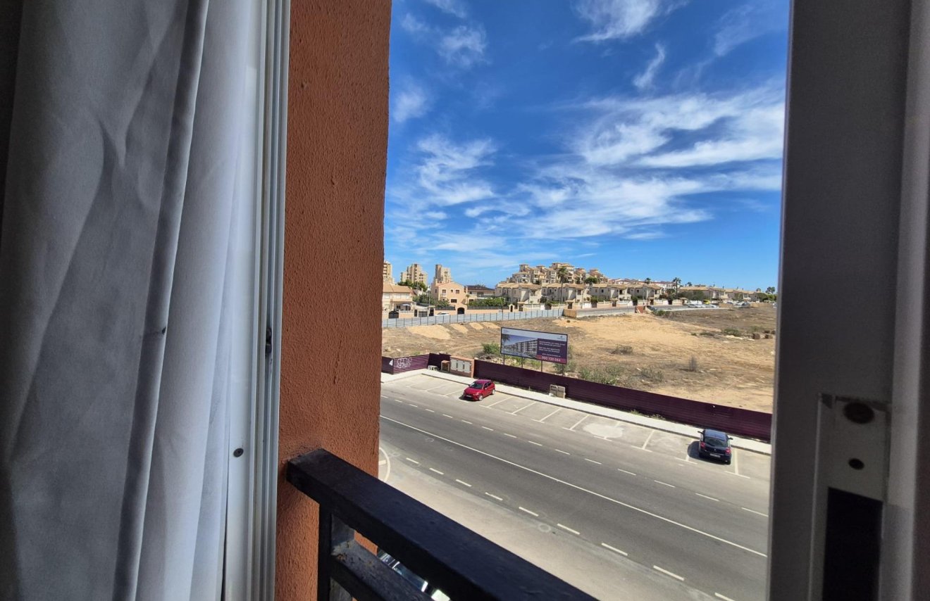 Reventa - Apartamento - Torrevieja - La Mata