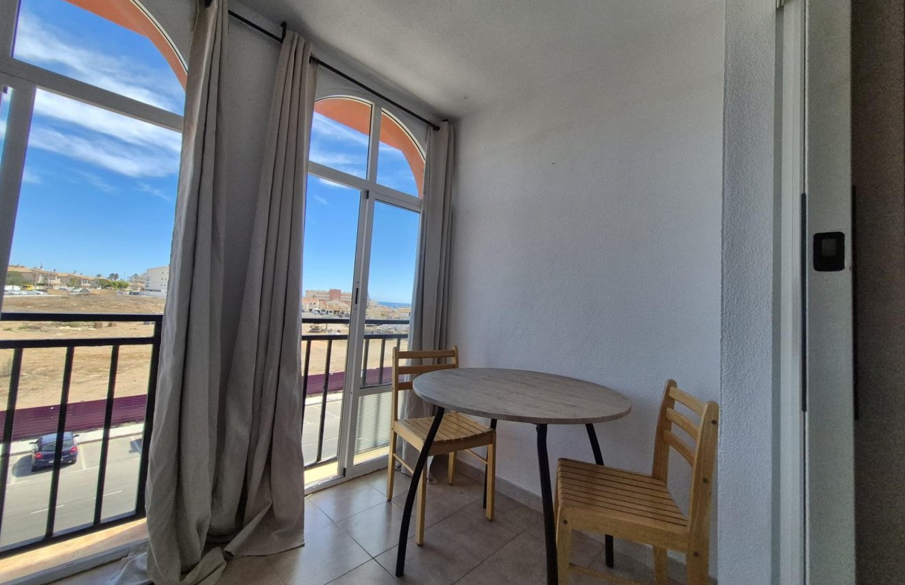 Reventa - Apartamento - Torrevieja - La Mata