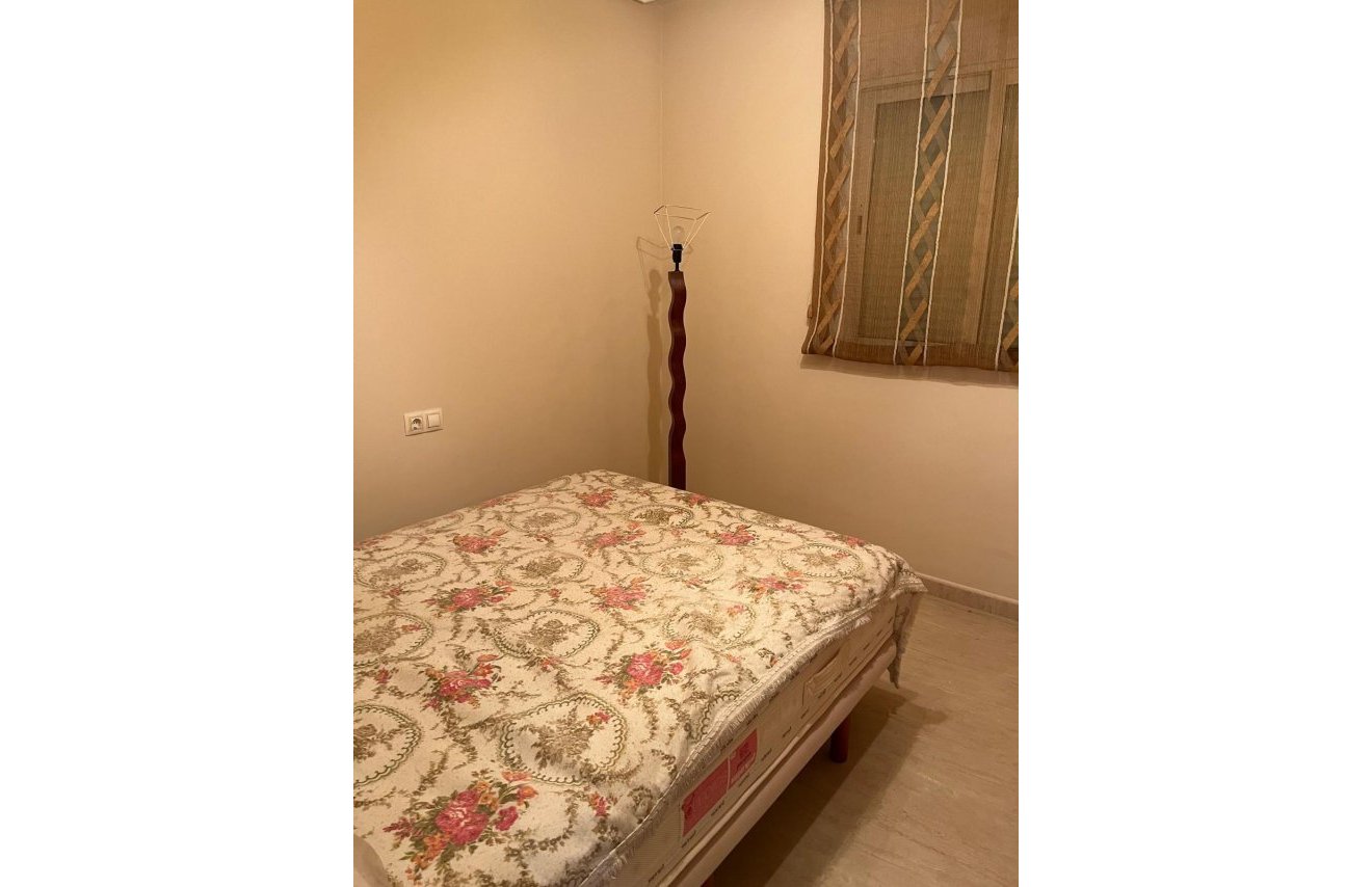 Reventa - Apartamento - Almoradí