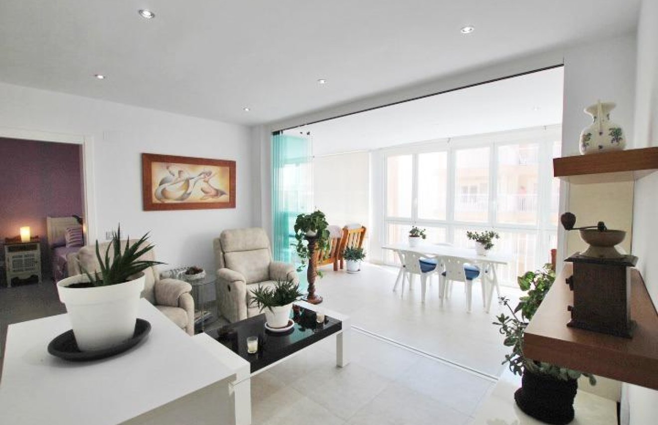 Reventa - Apartamento - Guardamar del Segura - Pueblo