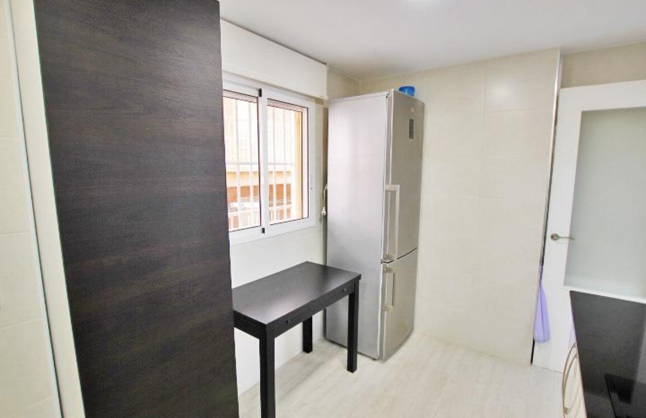 Reventa - Apartamento - Guardamar del Segura - Pueblo