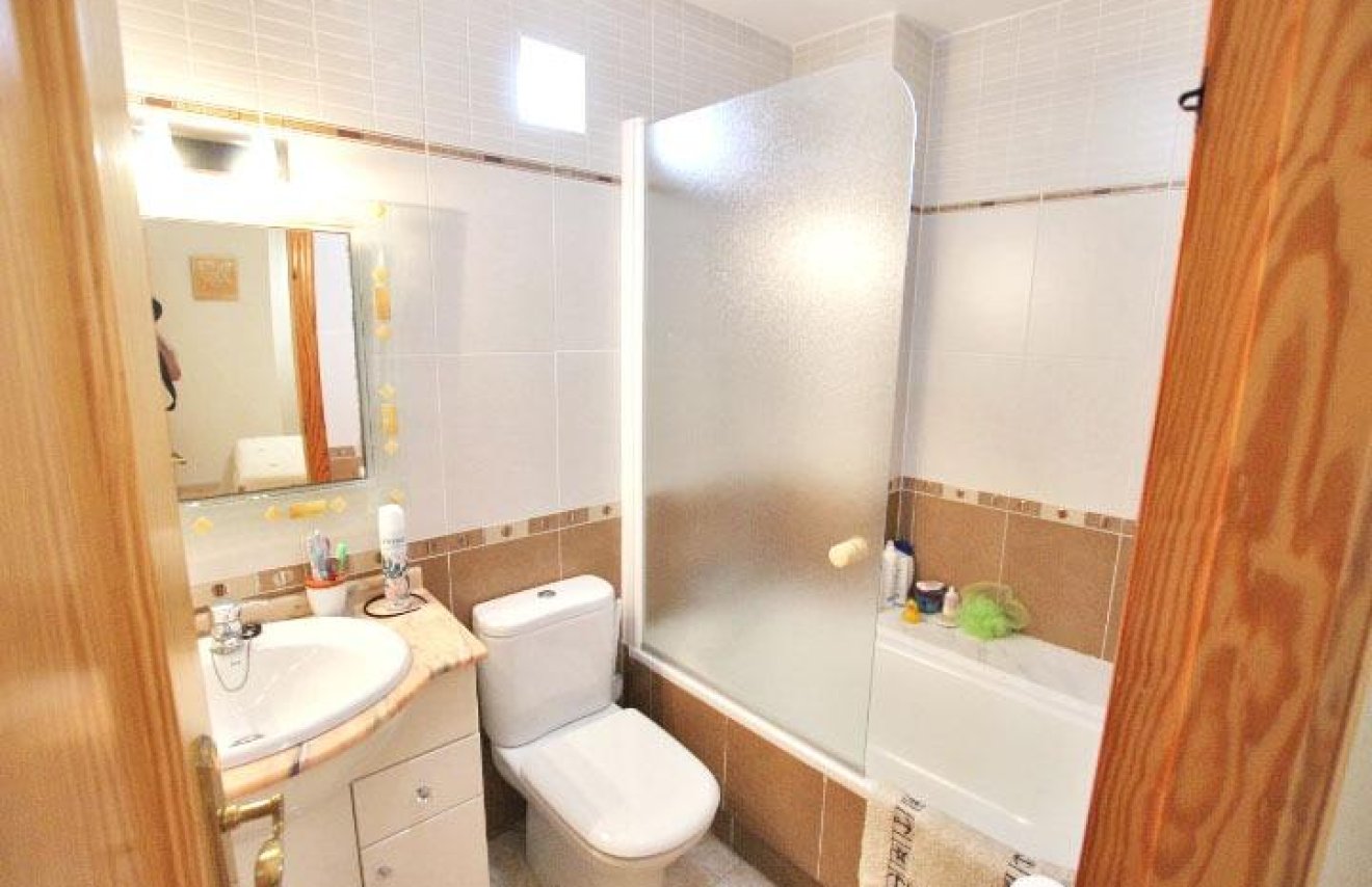 Reventa - Apartamento - Guardamar del Segura - Pueblo