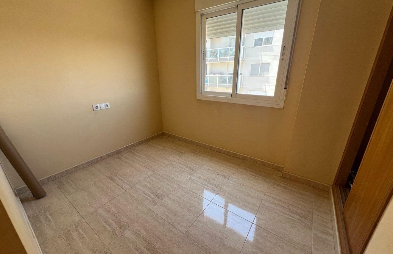 Reventa - Ático - Guardamar del Segura - puerto deportivo