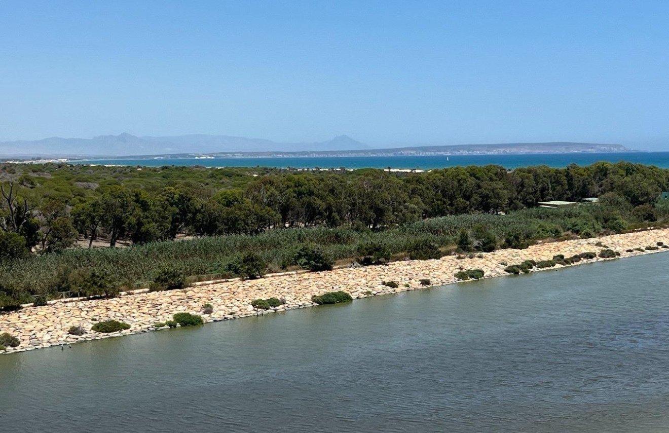 Reventa - Ático - Guardamar del Segura - puerto deportivo