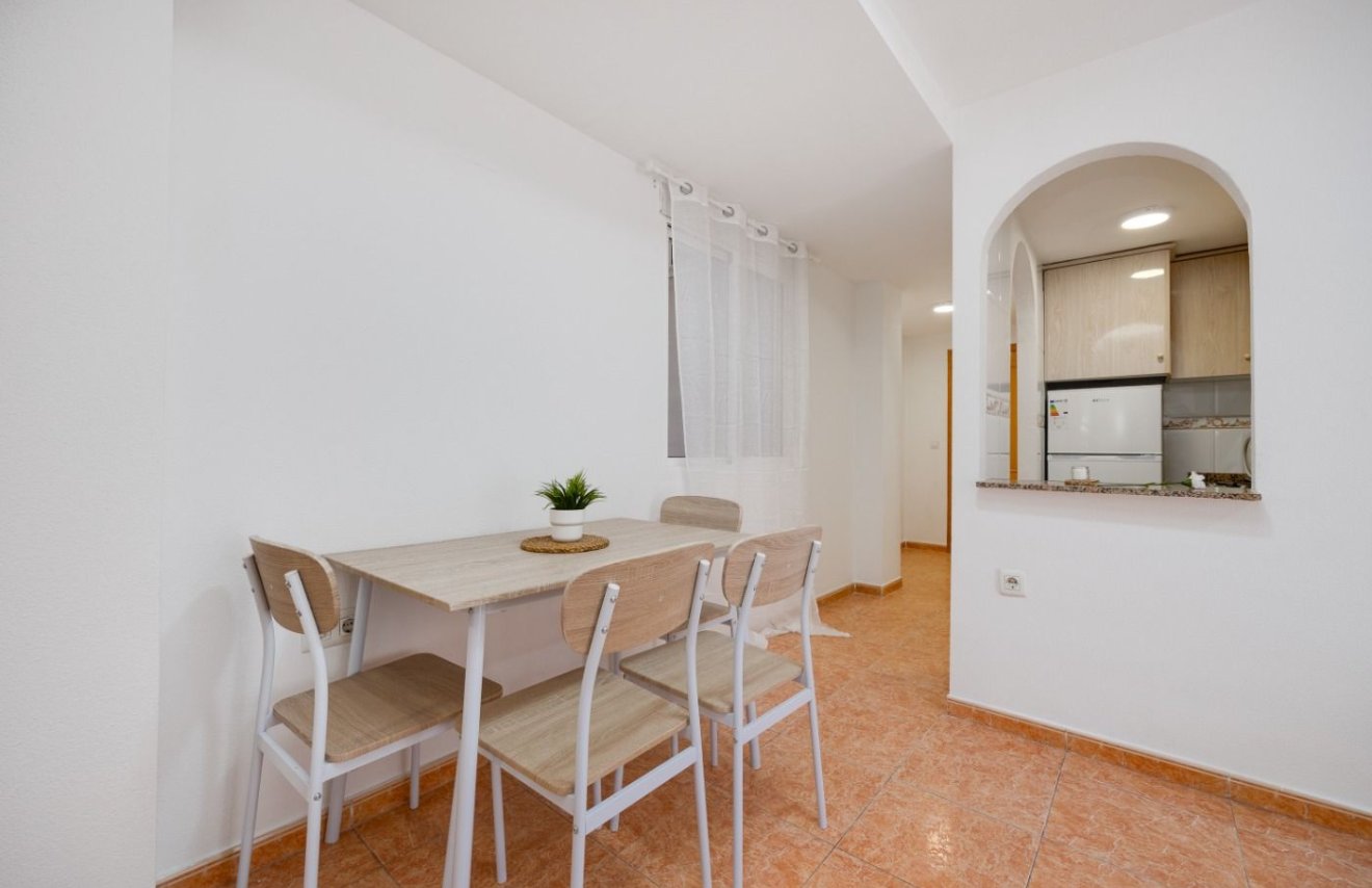 Reventa - Apartamento - Torrevieja - Playa del Cura