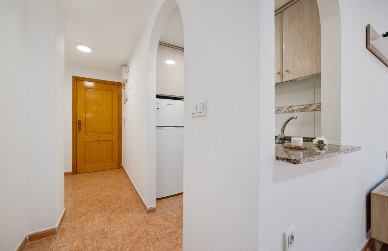 Reventa - Apartamento - Torrevieja - Playa del Cura
