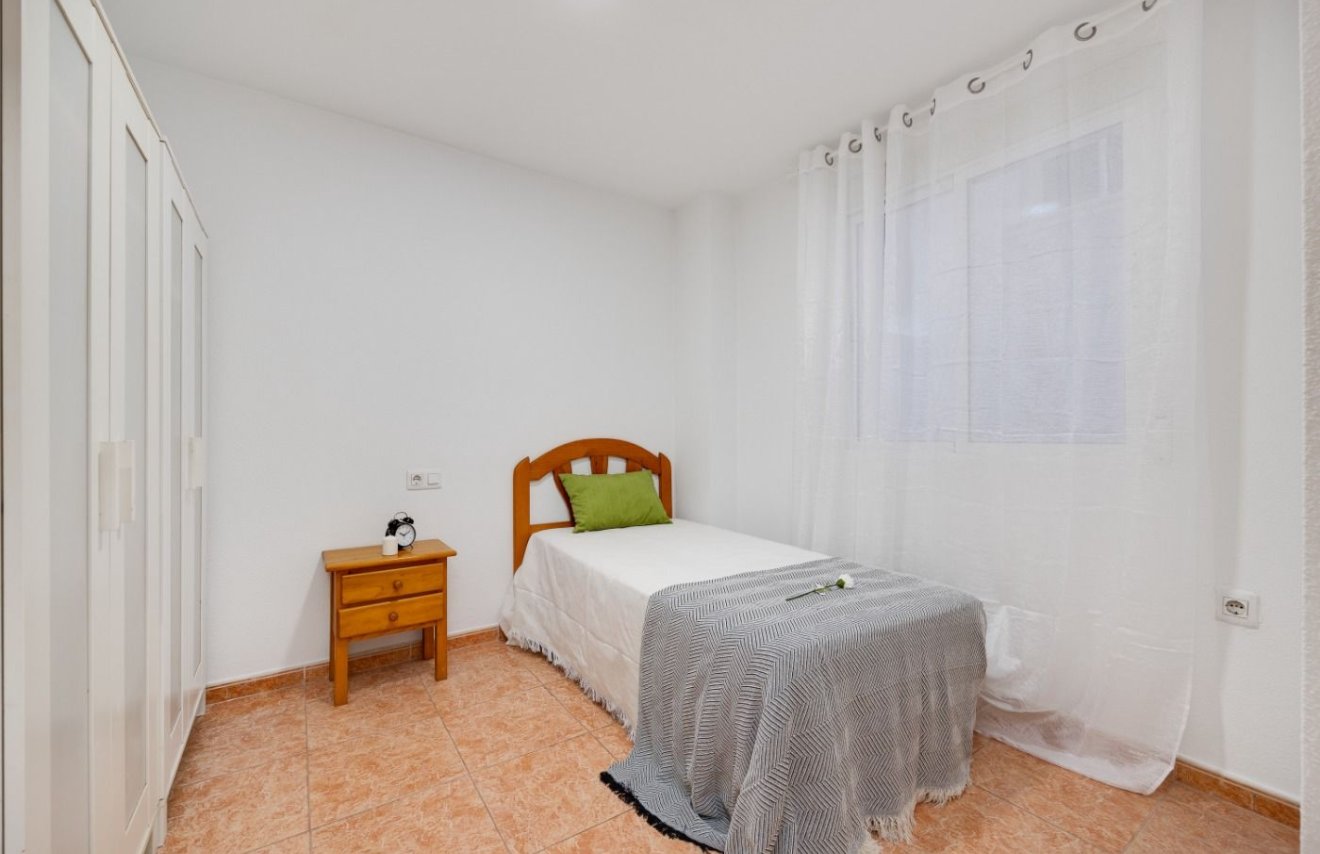 Reventa - Apartamento - Torrevieja - Playa del Cura
