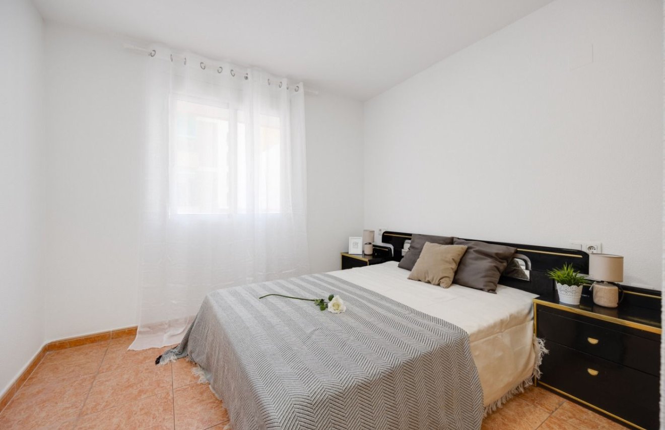 Reventa - Apartamento - Torrevieja - Playa del Cura