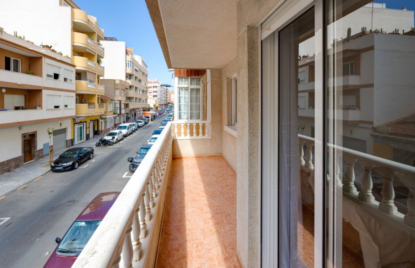 Reventa - Apartamento - Torrevieja - Playa del Cura