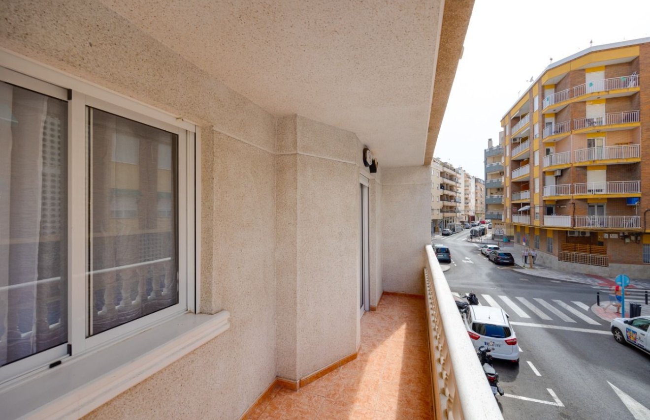 Reventa - Apartamento - Torrevieja - Playa del Cura
