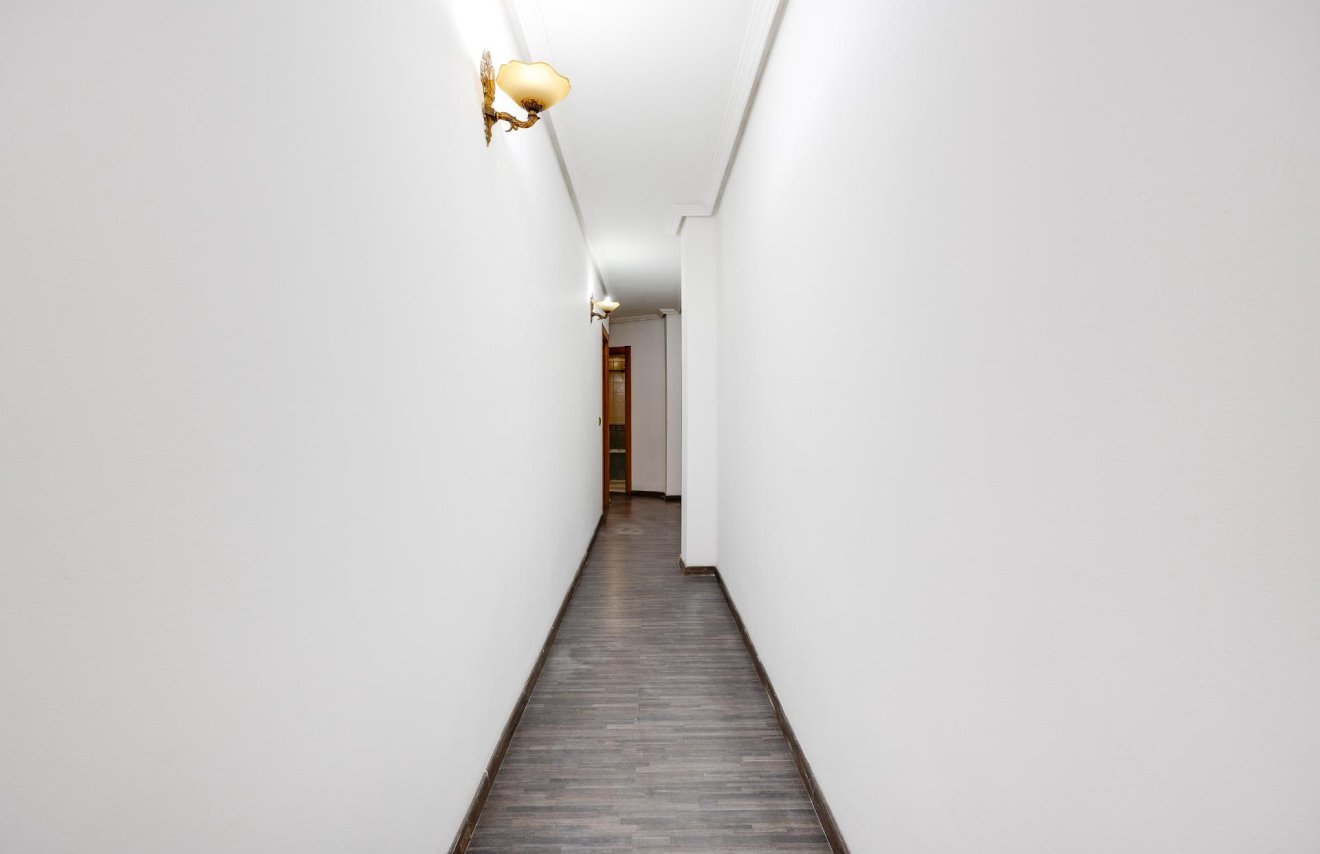 Reventa - Apartamento - Torrevieja - Centro