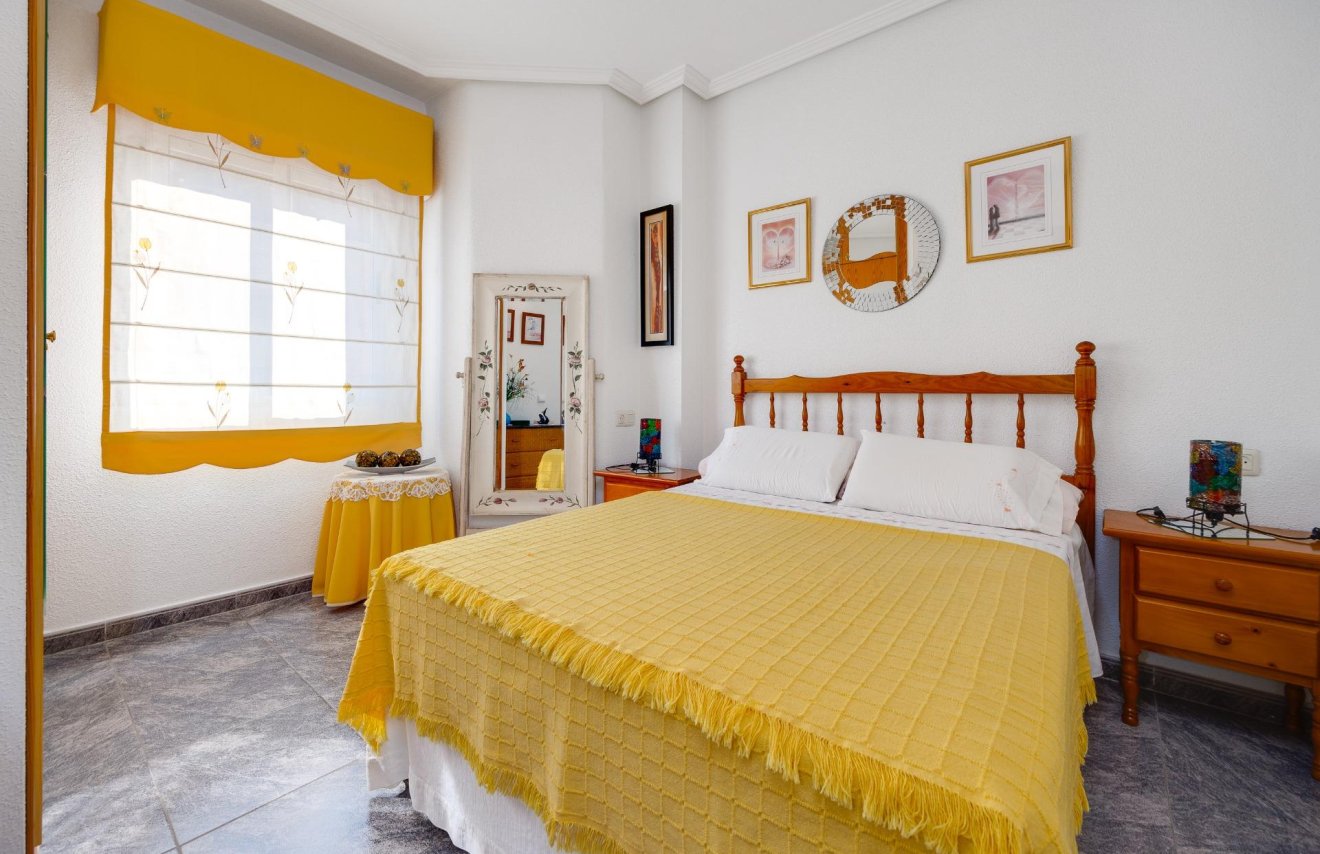Reventa - Apartamento - Torrevieja - Playa del Cura